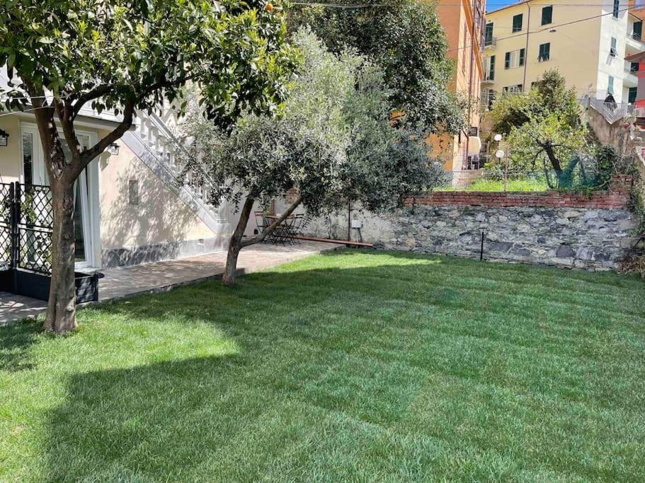 Casa Ale 5 Terre Guest House Con Giardino La Spezia Eksteriør bilde